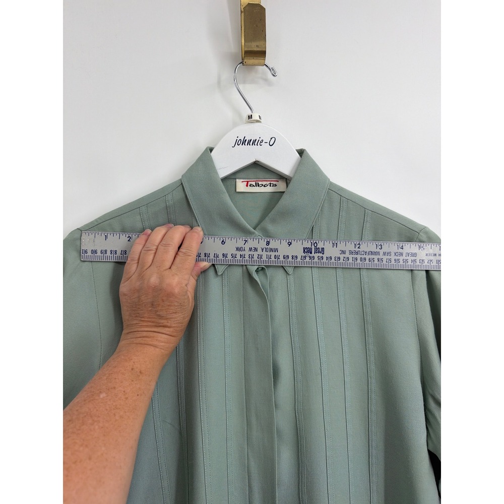 Vintage Talbots‎ Sage Green Pintuck Look Long Sleeve Blouse Size 6 Made in USA - Picture 5 of 8